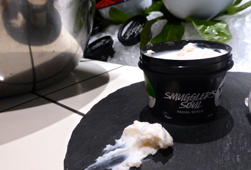 Trying out Smuggler's Soul facial scrub in Lush Manchester, on their new slate patters.